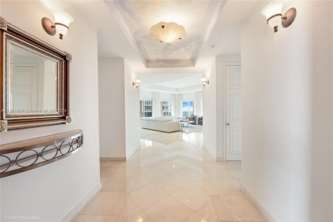 Condominio en venta en Coral Gables, Florida, 3 dormitorios, 337.24 m2 № 1181734 - foto 6