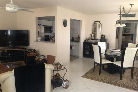 Condominio en venta en Delray Beach, Florida, 1 dormitorio, 66.89 m2 № 837512 - foto 2