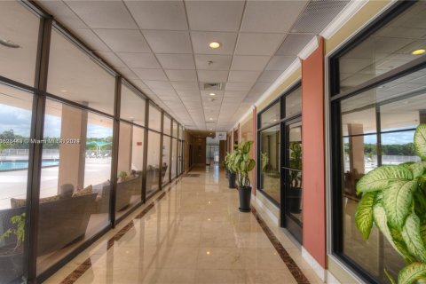 Condo in Sunny Isles Beach, Florida, 1 bedroom  № 1310344 - photo 26