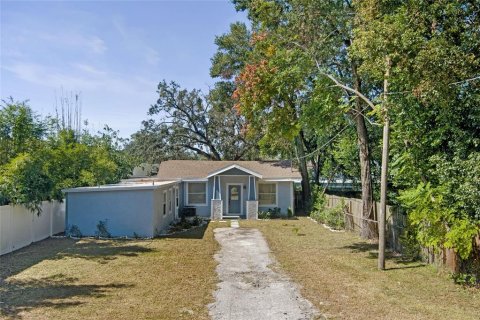 House in Tampa, Florida 3 bedrooms, 109.16 sq.m. № 1417507 - photo 2