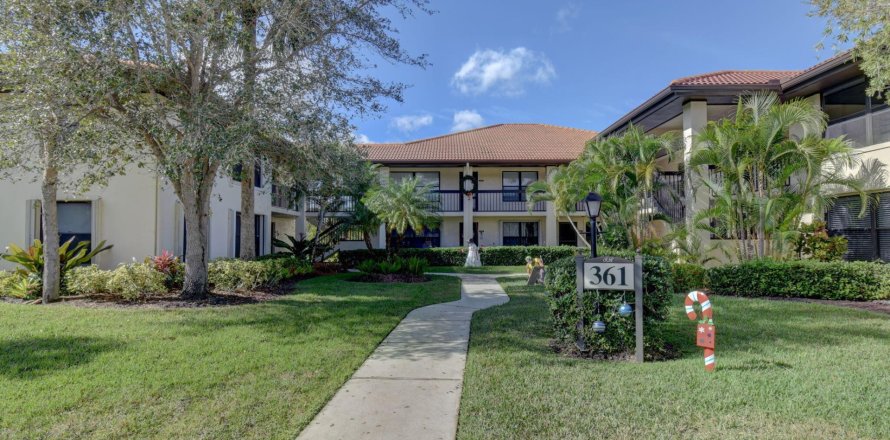 Condominio en Stuart, Florida, 2 dormitorios  № 932642