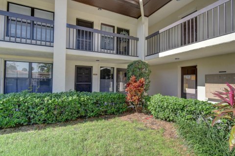 Condo in Stuart, Florida, 2 bedrooms  № 932642 - photo 30