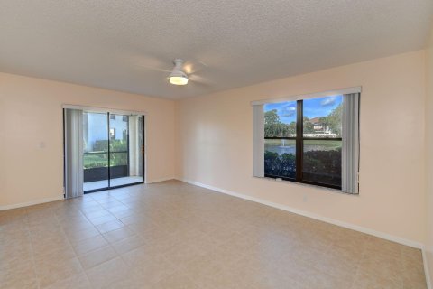 Condominio en venta en Stuart, Florida, 2 dormitorios, 96.15 m2 № 932642 - foto 18