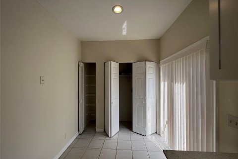 Condominio en venta en Coral Springs, Florida, 4 dormitorios, 216.83 m2 № 854141 - foto 5