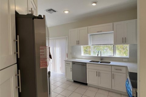 Condominio en venta en Coral Springs, Florida, 4 dormitorios, 216.83 m2 № 854141 - foto 2