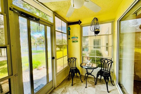 Condo in Dunedin, Florida, 2 bedrooms  № 1379710 - photo 13