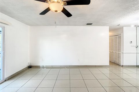Copropriété à vendre à Orlando, Floride: 2 chambres, 82.59 m2 № 762104 - photo 11