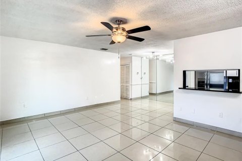 Купить кондоминиум в Орландо, Флорида 3 комнаты, 82.59м2, № 762104 - фото 10