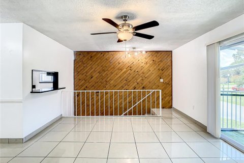 Condominio en venta en Orlando, Florida, 2 dormitorios, 82.59 m2 № 762104 - foto 15