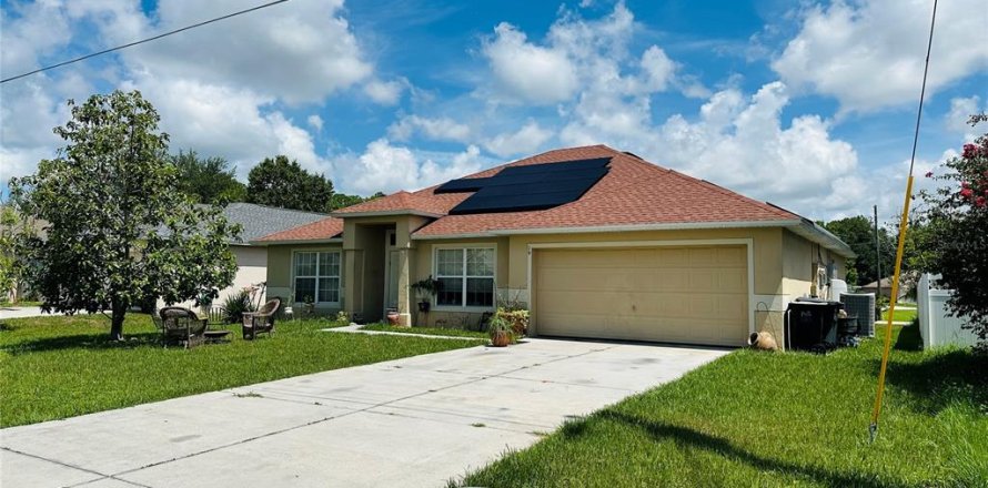 Casa en Kissimmee, Florida 3 dormitorios, 169.55 m2 № 1333752