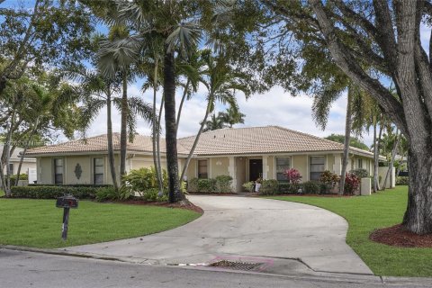 House in Coral Springs, Florida 4 bedrooms, 210.7 sq.m. № 1102765 - photo 1