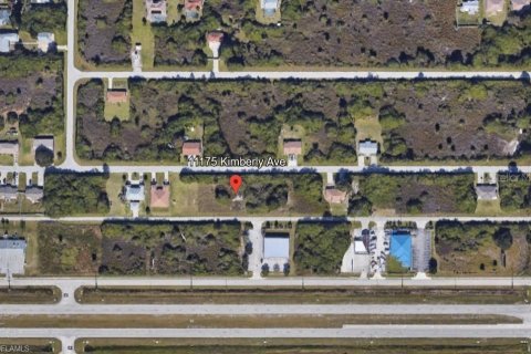 Terreno en venta en Englewood, Florida № 1340305 - foto 4