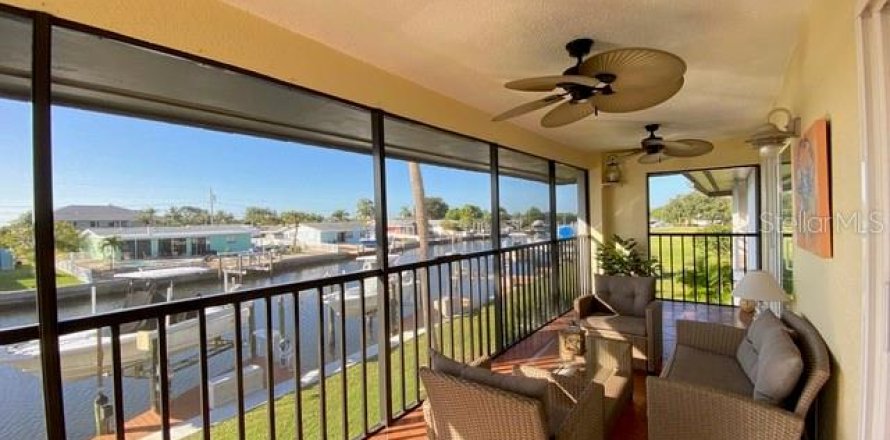 Condominio en Bradenton, Florida, 2 dormitorios  № 1340260