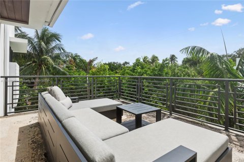 Casa en venta en Key Biscayne, Florida, 6 dormitorios, 332.96 m2 № 1355278 - foto 19