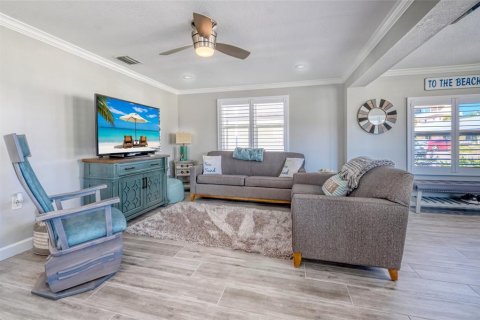 Casa en venta en Redington Shores, Florida, 2 dormitorios, 88.81 m2 № 1349479 - foto 9