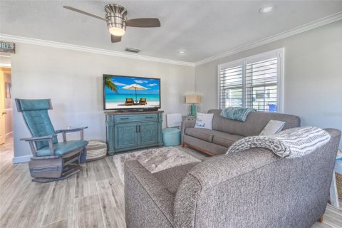 Villa ou maison à vendre à Redington Shores, Floride: 2 chambres, 88.81 m2 № 1349479 - photo 8