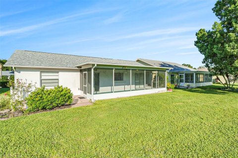 Villa ou maison à vendre à New Port Richey, Floride: 2 chambres, 111.48 m2 № 1349485 - photo 12