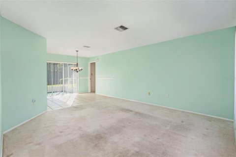 Villa ou maison à vendre à New Port Richey, Floride: 2 chambres, 111.48 m2 № 1349485 - photo 17