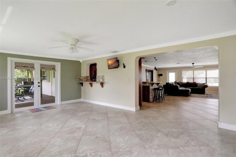 Villa ou maison à vendre à Pompano Beach, Floride: 4 chambres, 193.98 m2 № 1348591 - photo 15