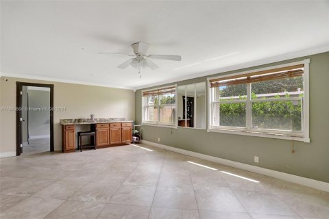 Villa ou maison à vendre à Pompano Beach, Floride: 4 chambres, 193.98 m2 № 1348591 - photo 17