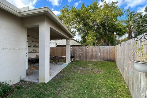 Casa en venta en Miramar, Florida, 3 dormitorios, 132.66 m2 № 1348568 - foto 19