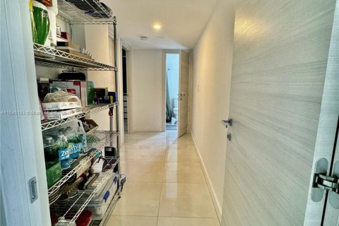 Condominio en venta en Aventura, Florida, 3 dormitorios, 128.21 m2 № 1328280 - foto 6