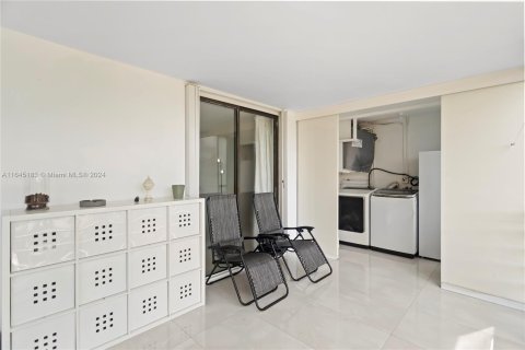 Condominio en venta en Aventura, Florida, 3 dormitorios, 128.21 m2 № 1328280 - foto 29