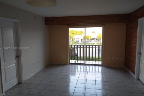 Copropriété à vendre à Miami, Floride: 2 chambres, 66.43 m2 № 1389626 - photo 2