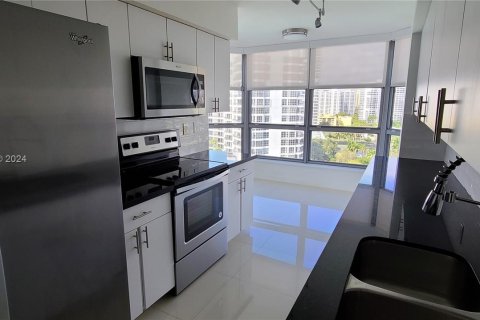 Copropriété à vendre à Aventura, Floride: 2 chambres, 126.44 m2 № 1309925 - photo 6