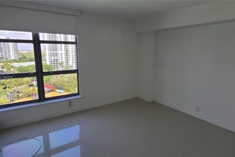 Condominio en venta en Aventura, Florida, 2 dormitorios, 126.44 m2 № 1309925 - foto 14