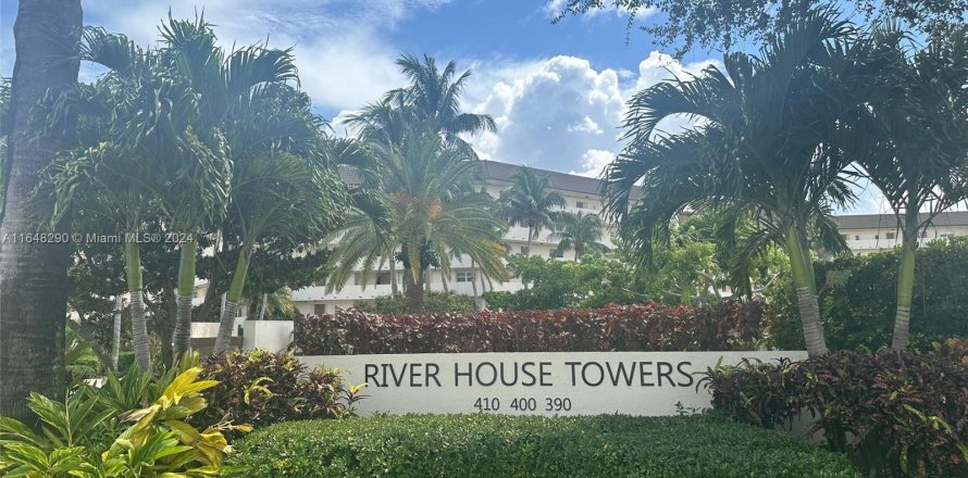 Condo in Deerfield Beach, Florida, 2 bedrooms  № 1330671