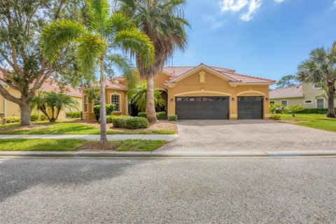 Villa ou maison à vendre à North Port, Floride: 5 chambres, 335.56 m2 № 1323406 - photo 5