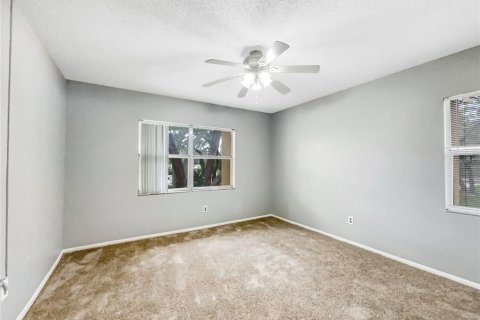 Condo in Tampa, Florida, 2 bedrooms  № 1313030 - photo 5