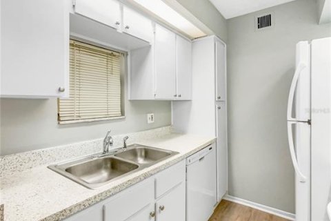 Condominio en venta en Tampa, Florida, 2 dormitorios, 100.61 m2 № 1313030 - foto 13