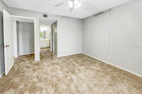 Condo in Tampa, Florida, 2 bedrooms  № 1313030 - photo 19