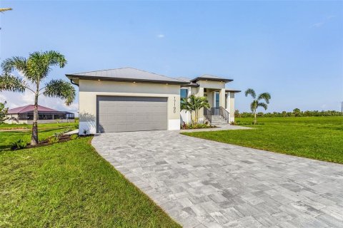 Villa ou maison à vendre à Punta Gorda, Floride: 3 chambres, 182.18 m2 № 1250871 - photo 3