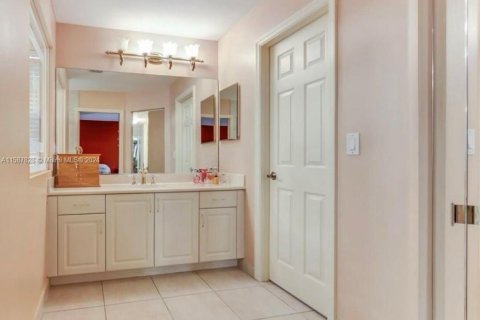 Casa en venta en Miramar, Florida, 4 dormitorios, 251.49 m2 № 1176124 - foto 18