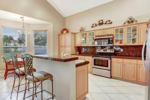 Villa ou maison à vendre à Miramar, Floride: 4 chambres, 251.49 m2 № 1176124 - photo 8
