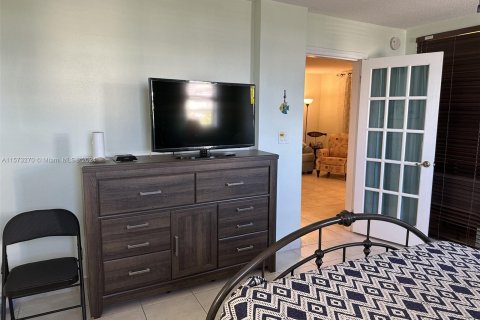 Copropriété à vendre à Aventura, Floride: 2 chambres, 100.61 m2 № 1135284 - photo 15