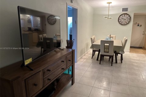 Copropriété à vendre à Aventura, Floride: 2 chambres, 100.61 m2 № 1135284 - photo 6