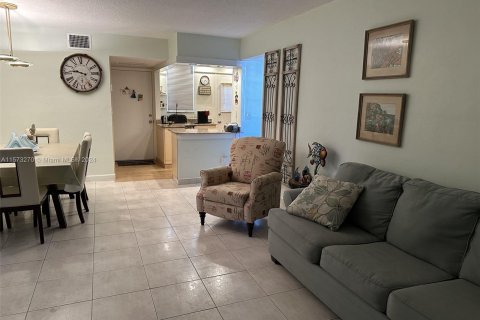 Copropriété à vendre à Aventura, Floride: 2 chambres, 100.61 m2 № 1135284 - photo 5