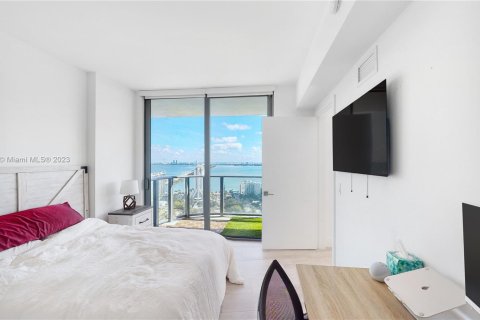 Copropriété à louer à Miami, Floride: 2 chambres, 101.82 m2 № 278010 - photo 11