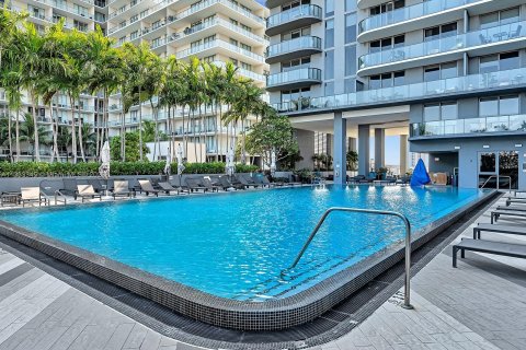 Condo in Miami, Florida, 2 bedrooms  № 278010 - photo 20