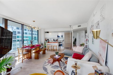 Copropriété à louer à Miami, Floride: 2 chambres, 101.82 m2 № 278010 - photo 3