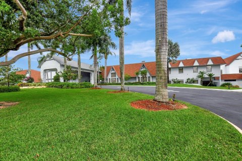 Condo in Delray Beach, Florida, 2 bedrooms  № 1210123 - photo 24