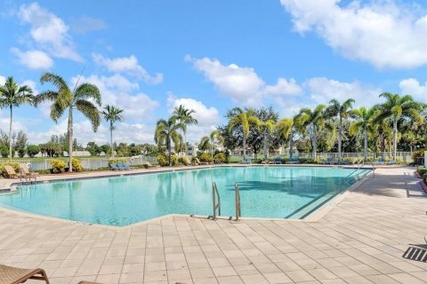 Adosado en venta en Miramar, Florida, 3 dormitorios, 185.99 m2 № 1210118 - foto 29