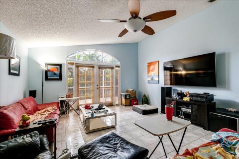 Casa en venta en Pembroke Pines, Florida, 3 dormitorios, 171.22 m2 № 1189879 - foto 13