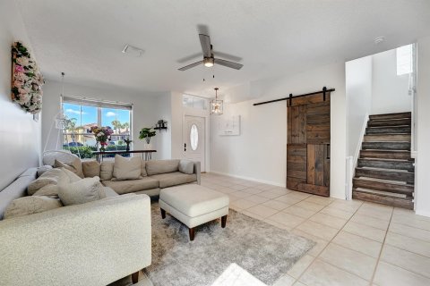 Casa en venta en Lake Worth, Florida, 3 dormitorios, 155.33 m2 № 1189880 - foto 25