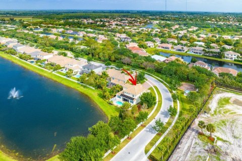 Villa ou maison à vendre à Lake Worth, Floride: 4 chambres, 330.45 m2 № 1118212 - photo 4