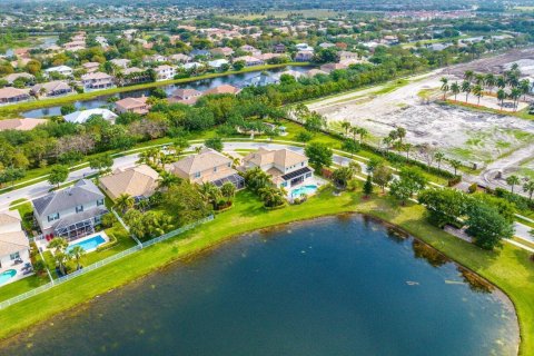 Villa ou maison à vendre à Lake Worth, Floride: 4 chambres, 330.45 m2 № 1118212 - photo 1